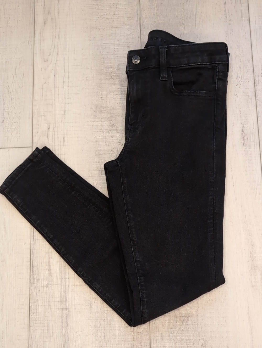 Like New AE Black Jeggings